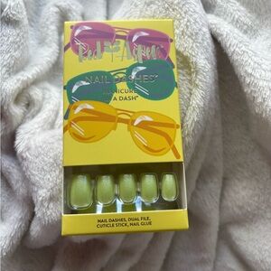 Red Aspen nail dash- sunbeam Sadie